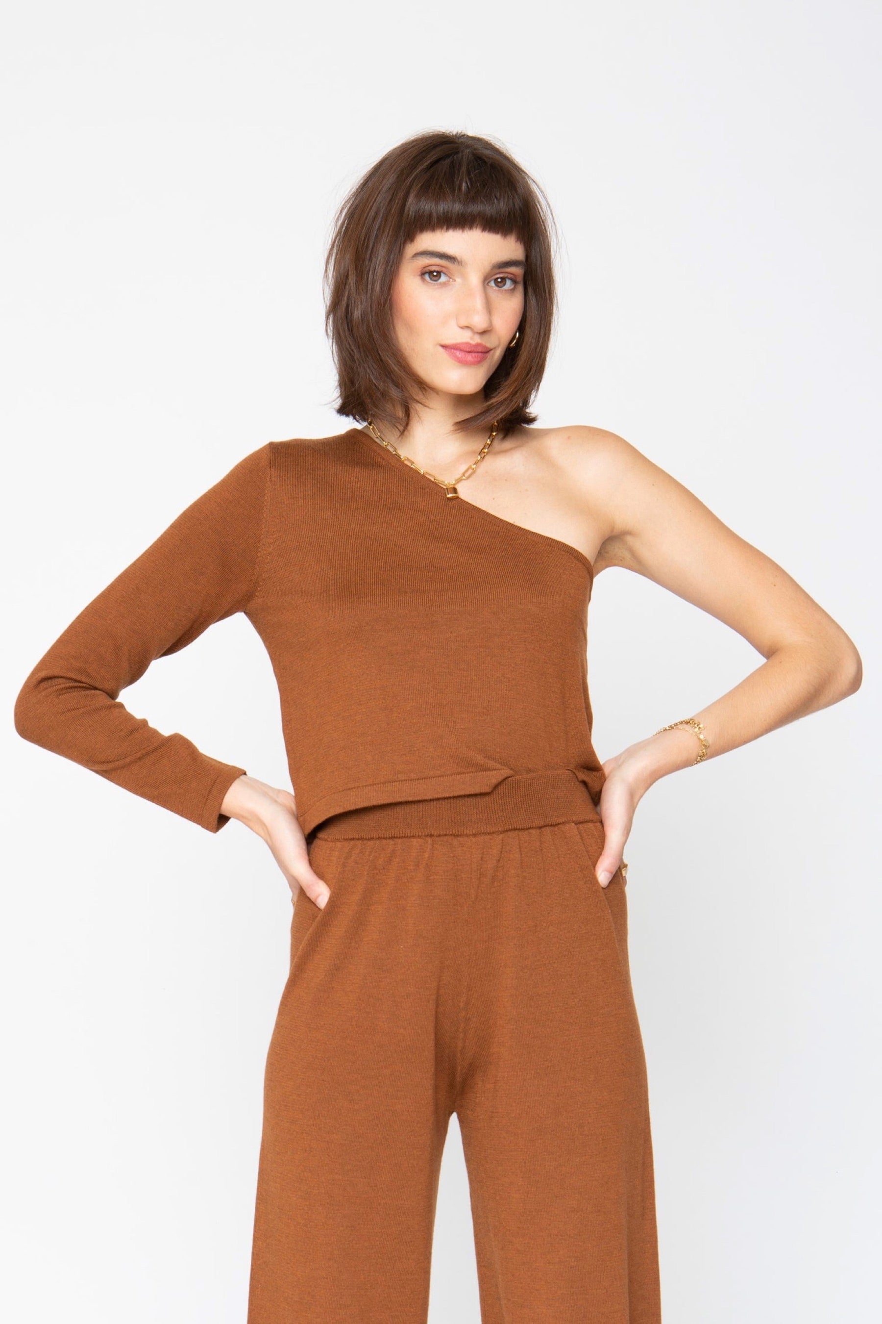 Root Beer Long Sleeve Lora Top