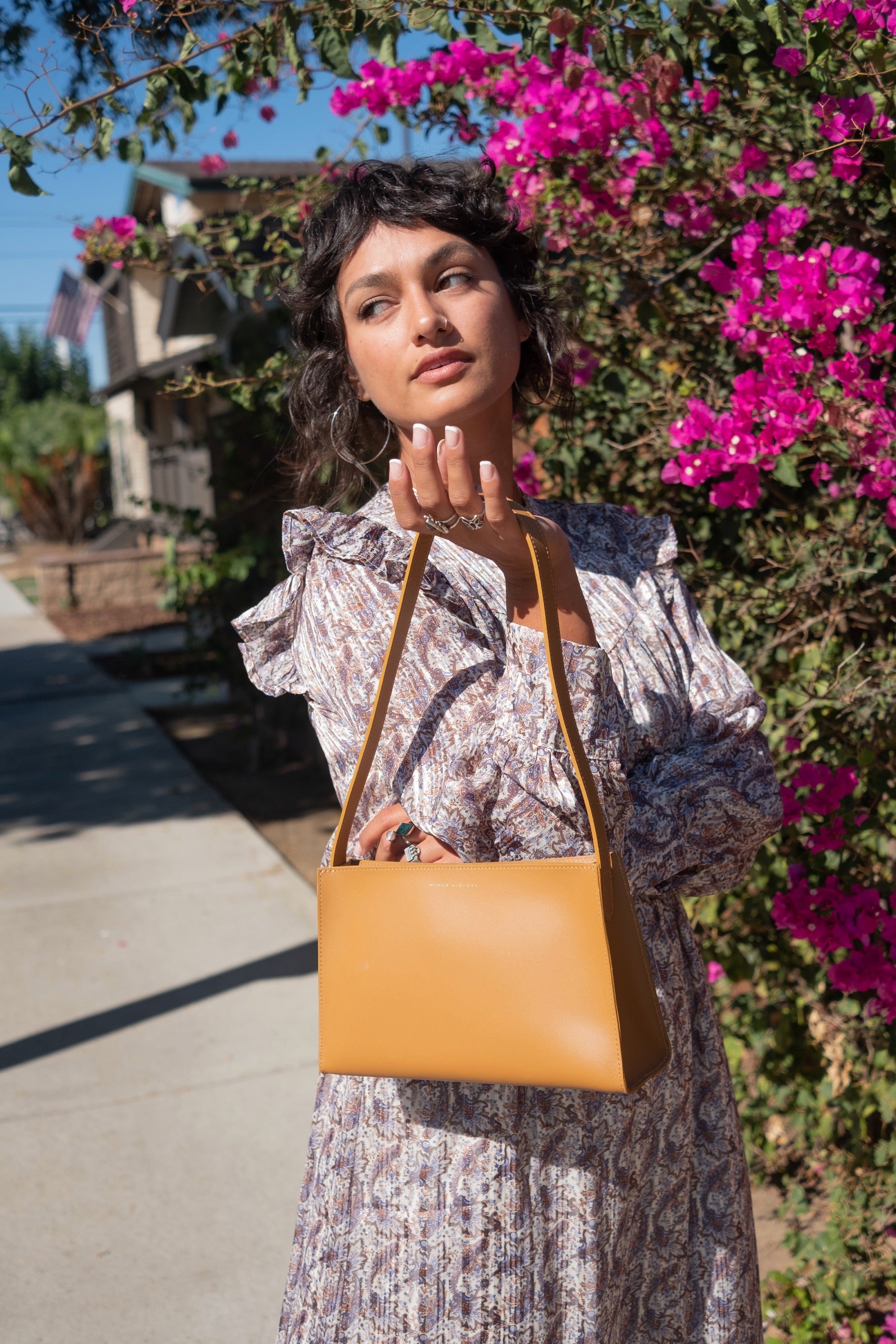 Saddle Line Shoulder Bag