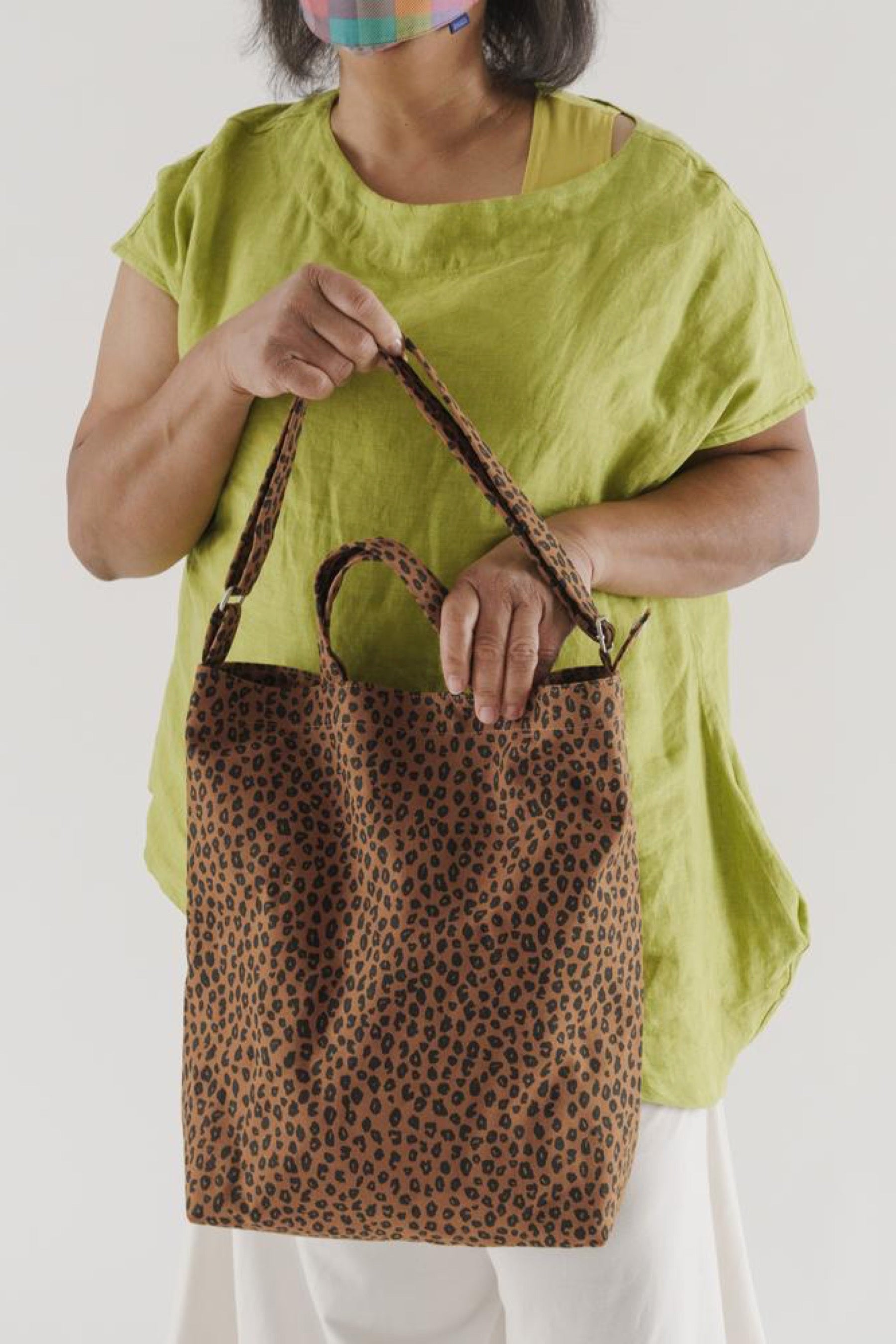 Nutmeg Leopard Duck Bag