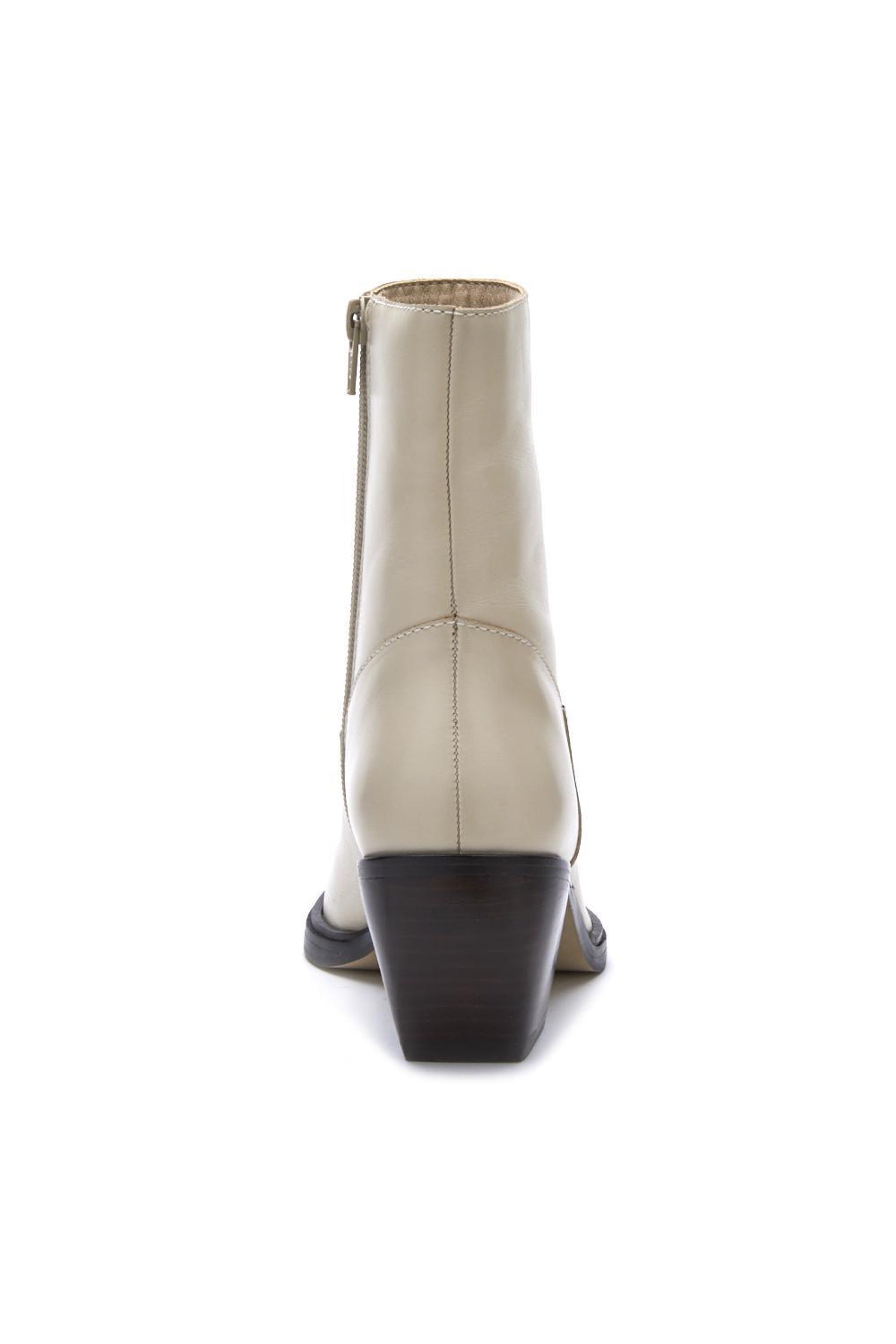 Bone Ezra Boot
