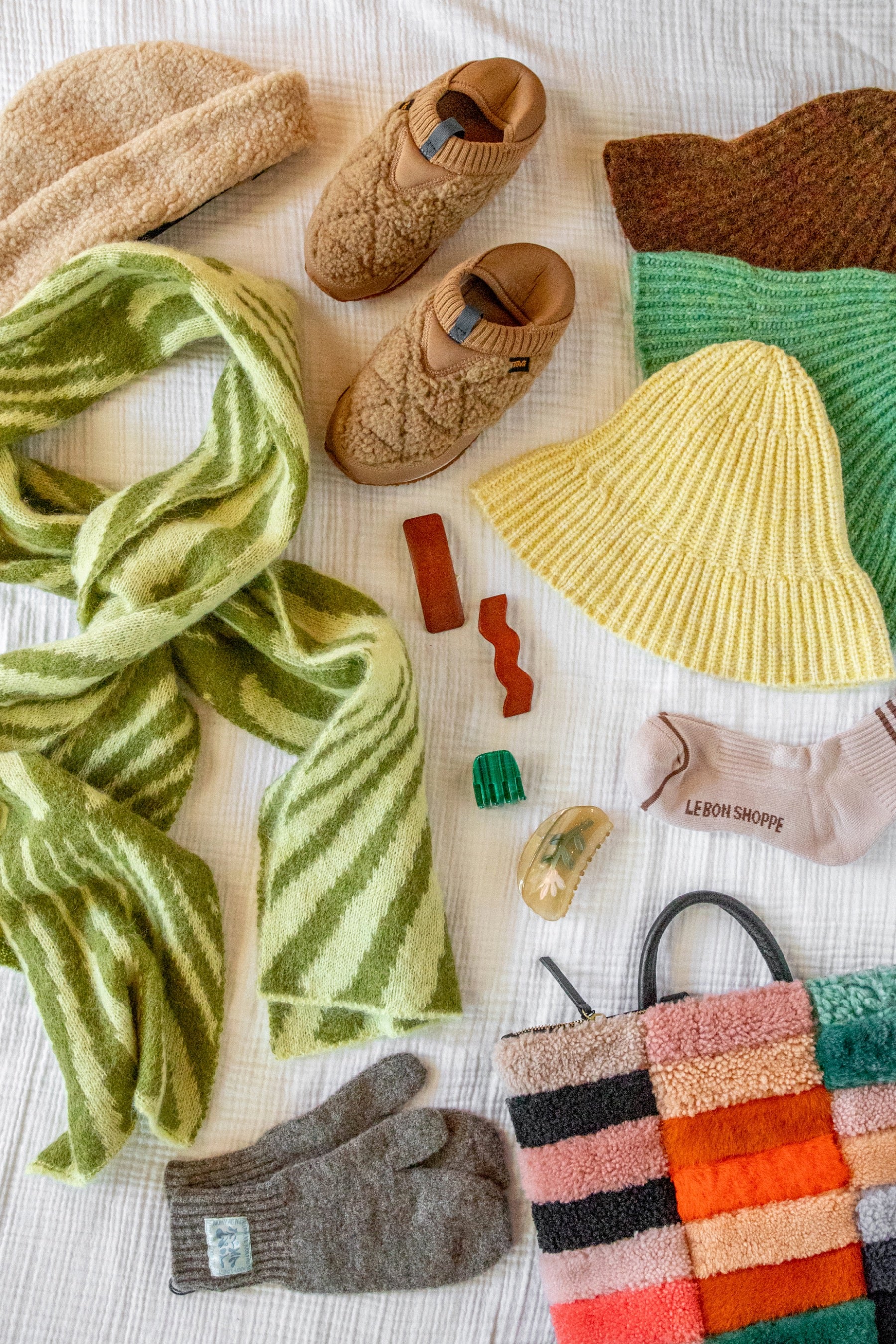 Medium Green Oraculo Scarf