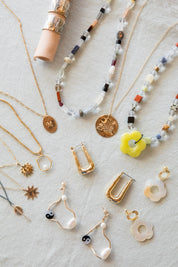 Gold Current Earrings
