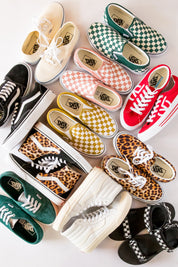 Antique White Sk8-Hi