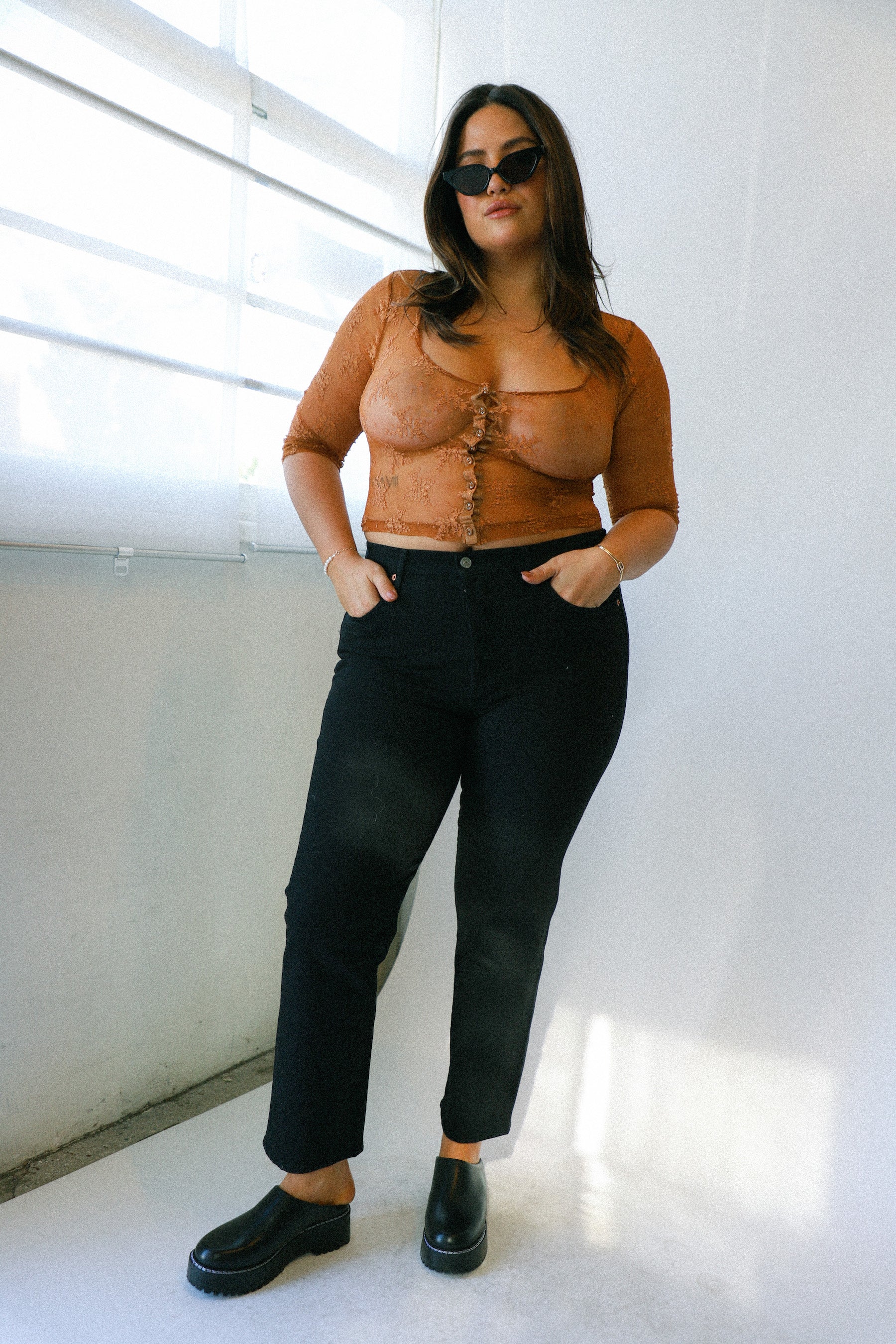 Black Sprout Wedgie Straight