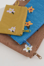 Painted Daisies Flat Pouch Set