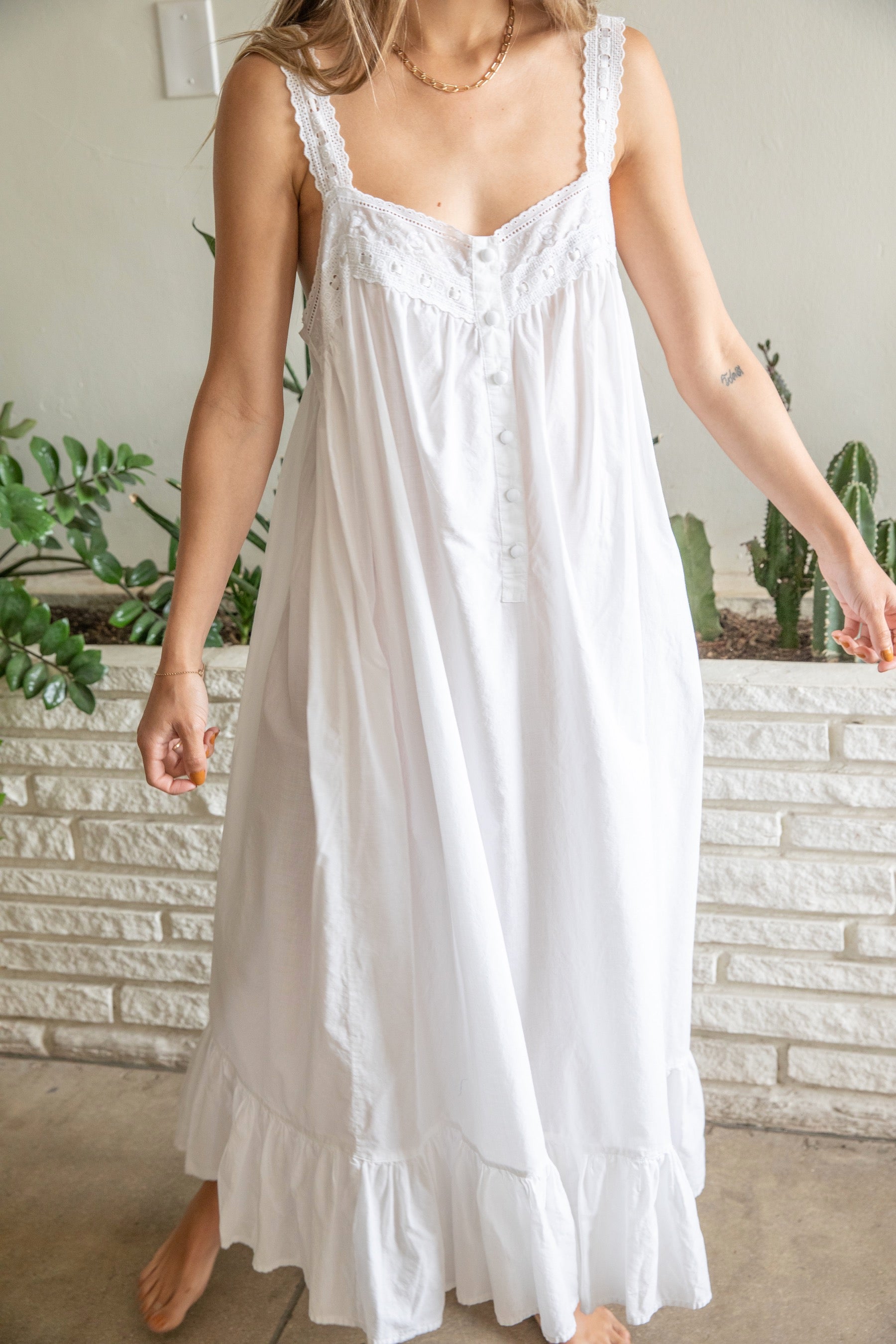 Victoria's Secret Eyelet Night Gown