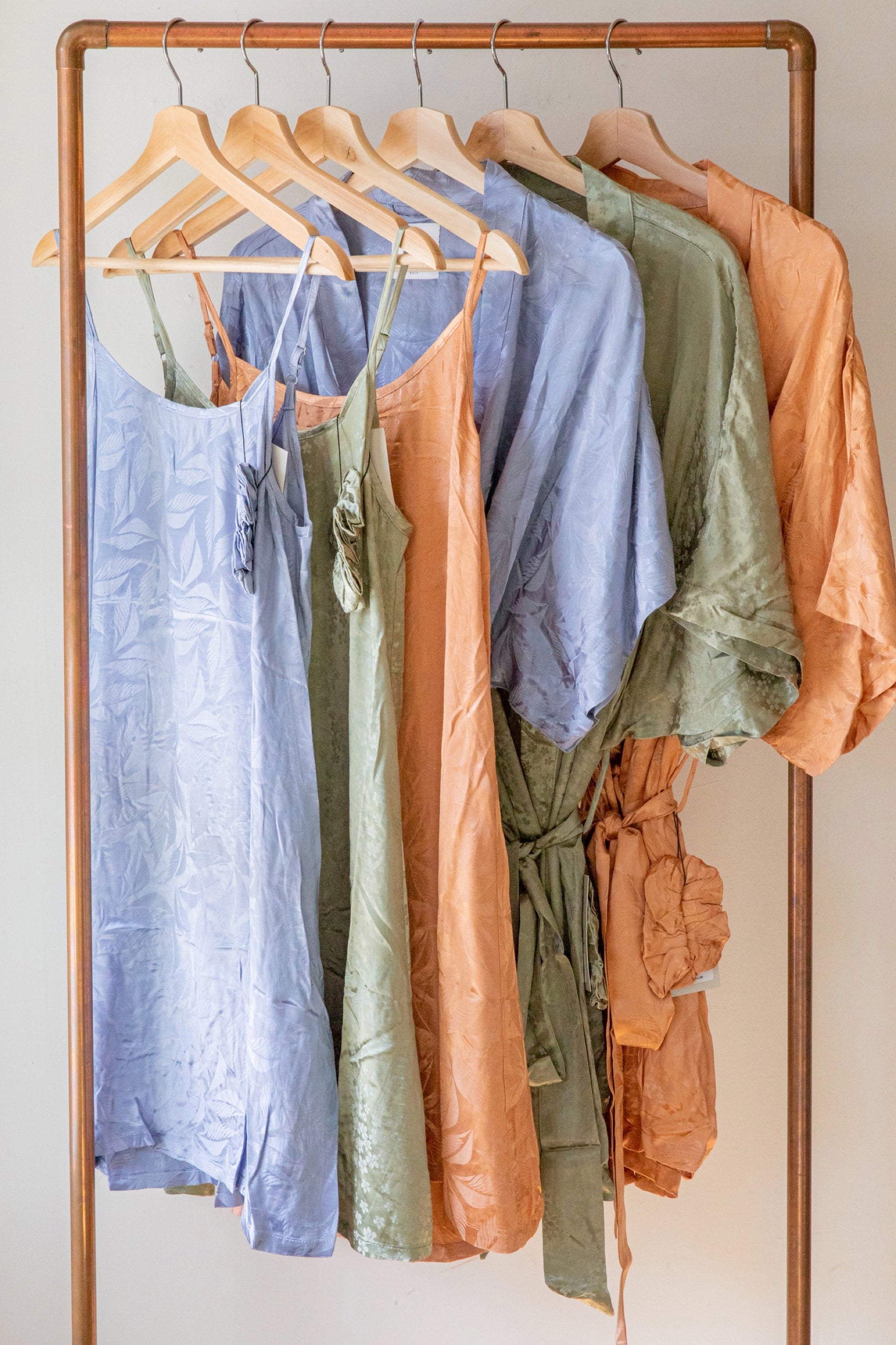 Pistachio Floral Short Robe