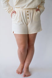 Creme Henley Short