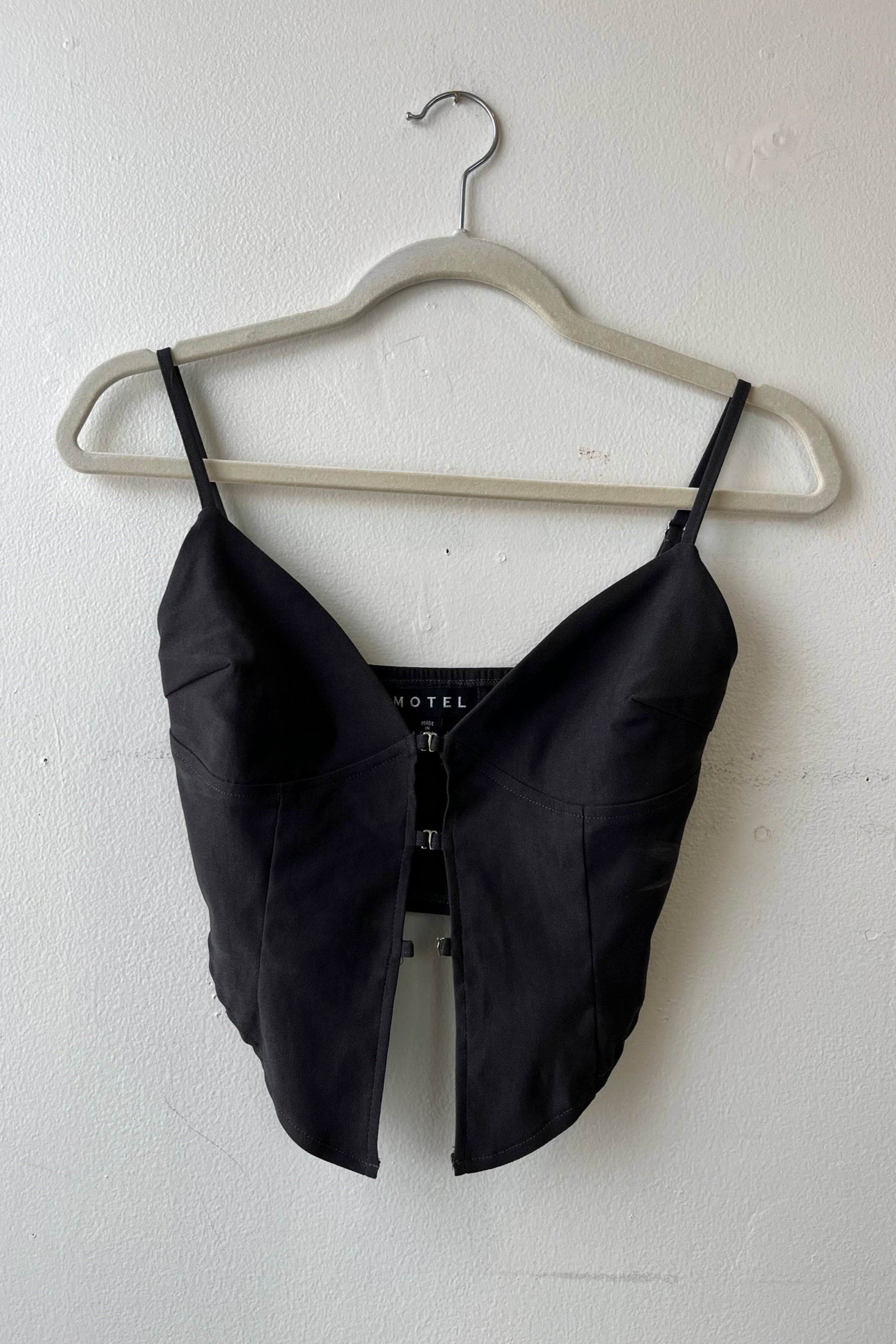 Damaged Anchor Oleta Tank