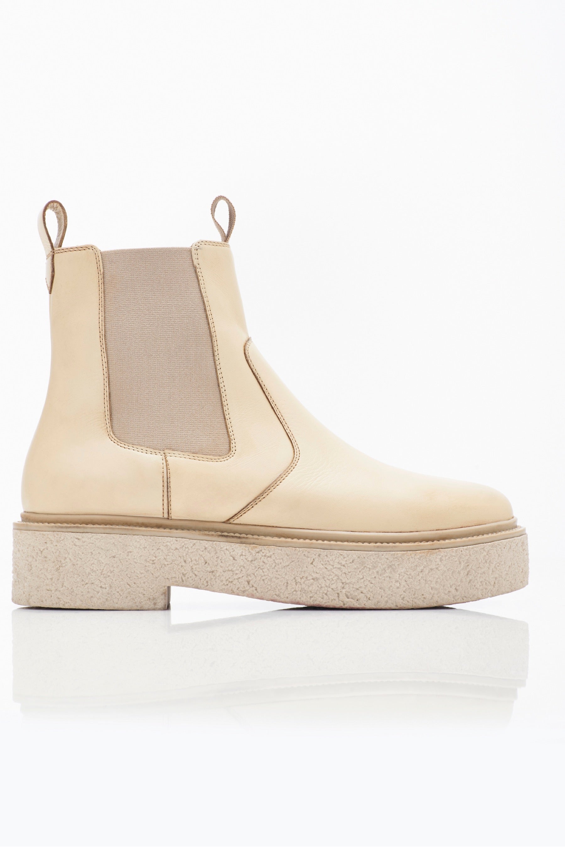 Vintage Vanilla Carmel Chelsea Boot