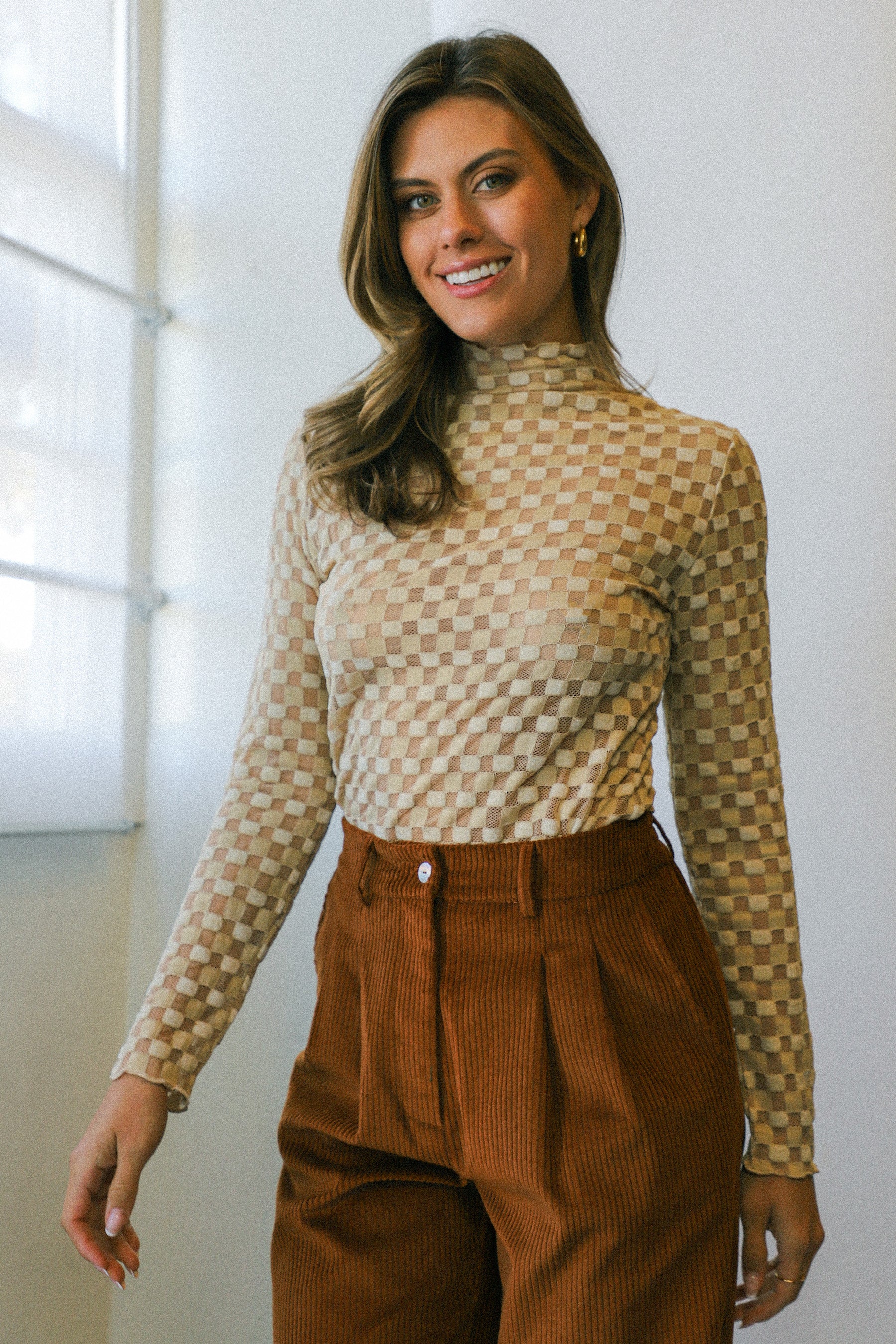 Sand Harmony Checkered Mesh Top