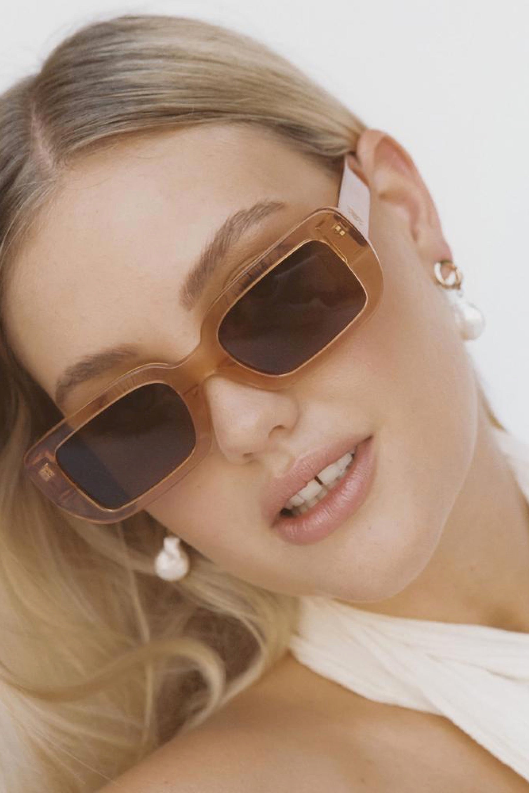 Peach Mary Sunglasses