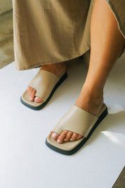 Stone Toe Ring Sandal