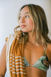 Henna Real Fun Bath Towel