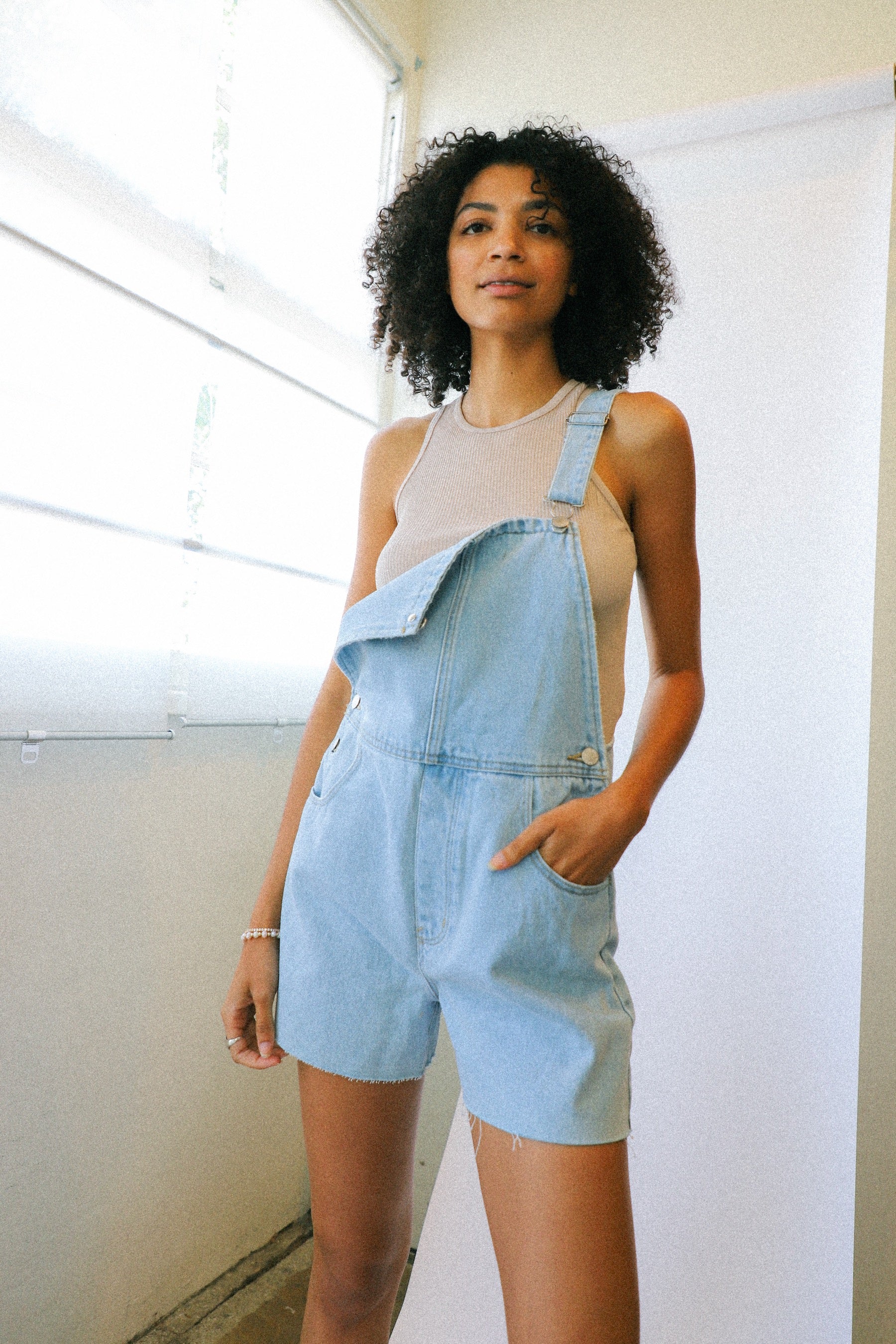 Holiday Blue Mirage Shortall
