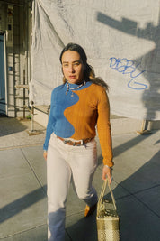 Rust + Tide Onda Turtleneck