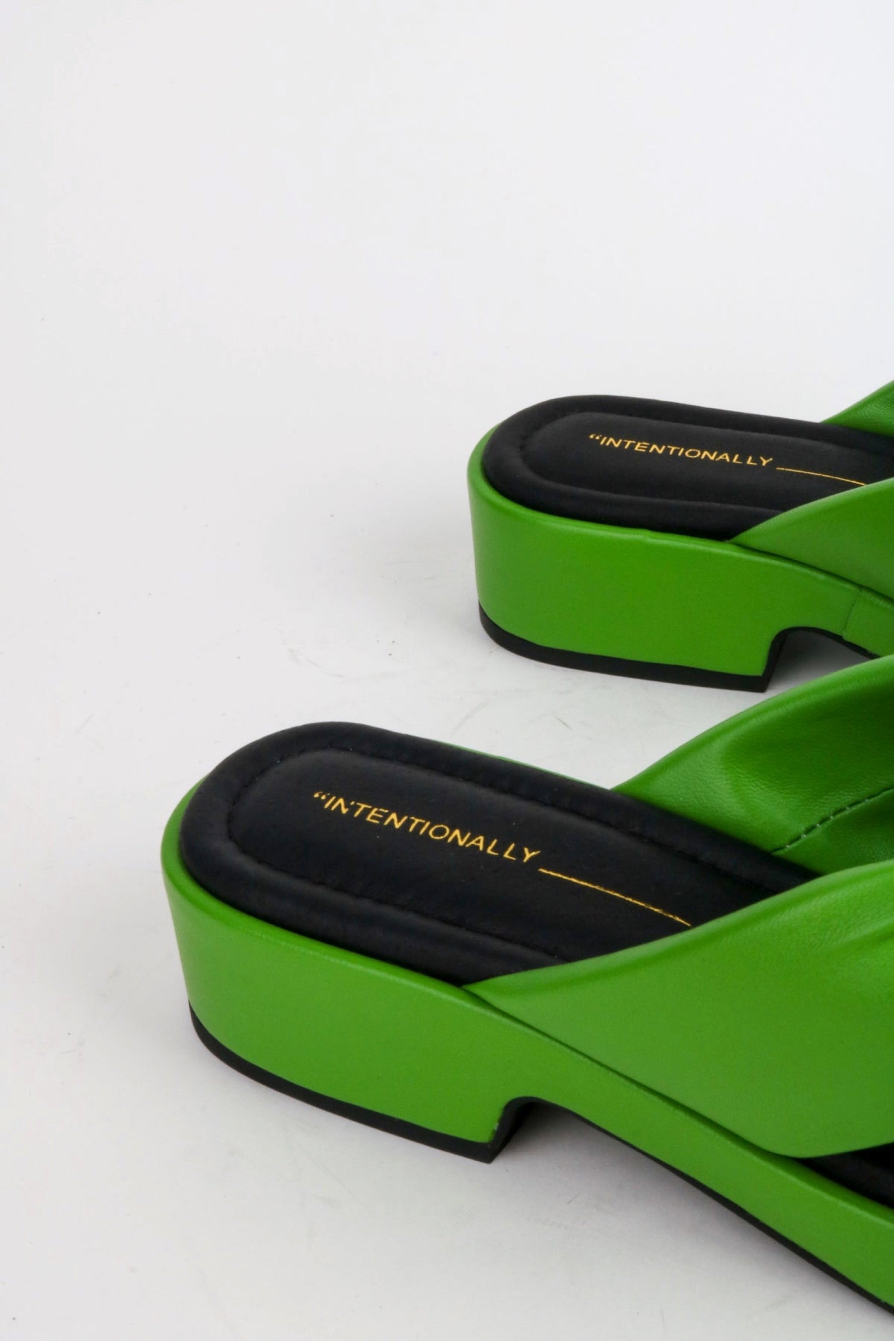 Grass Romi Sandal
