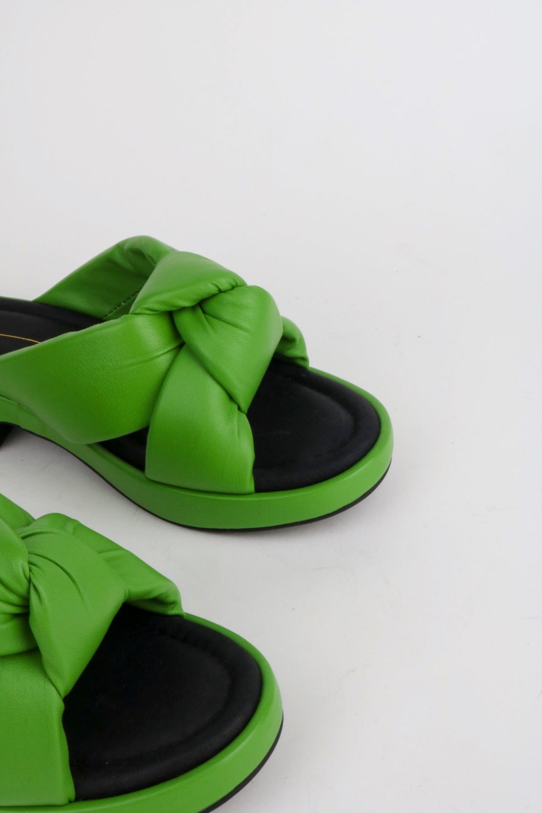 Grass Romi Sandal