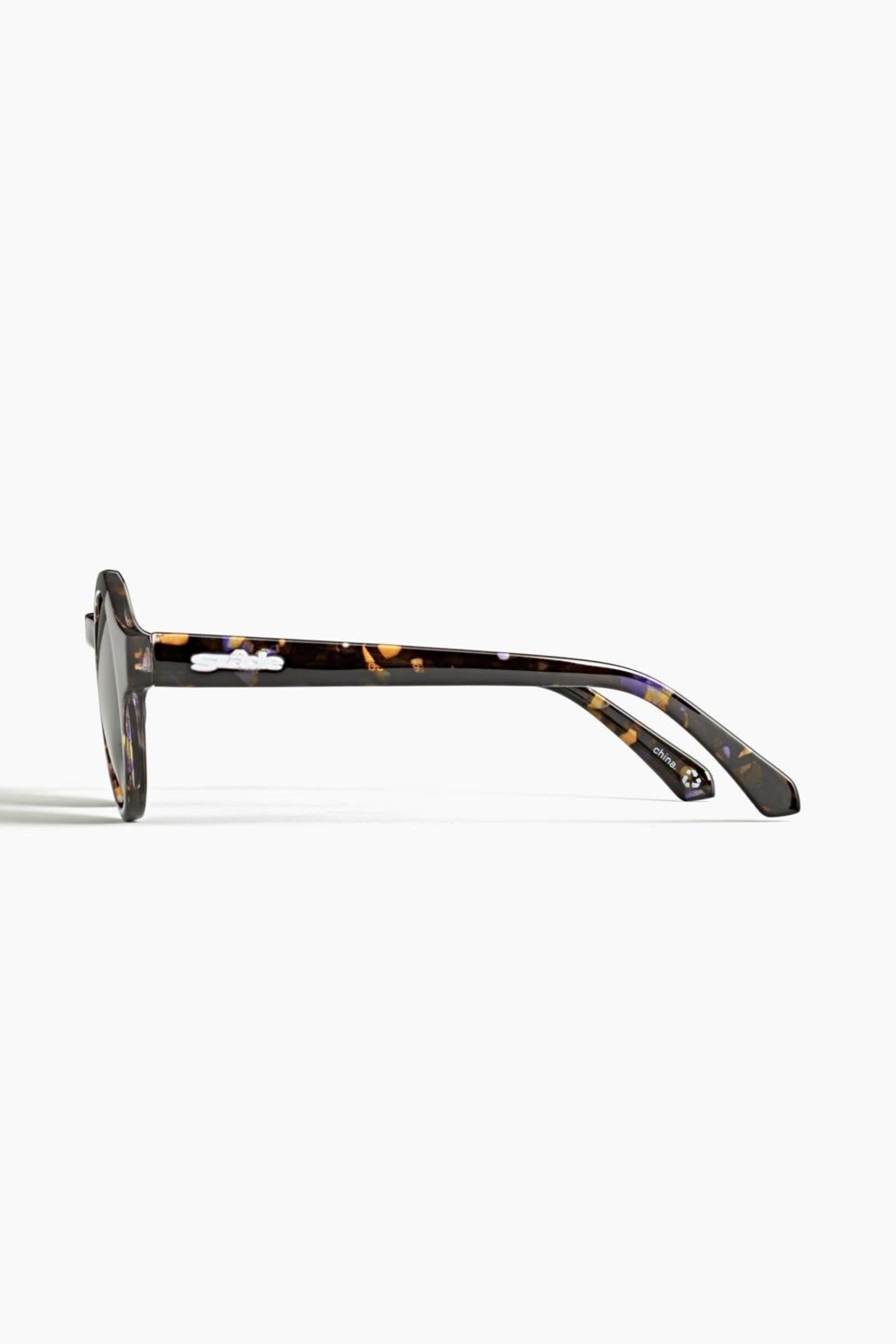 Blackberry Lazenby Sunglasses