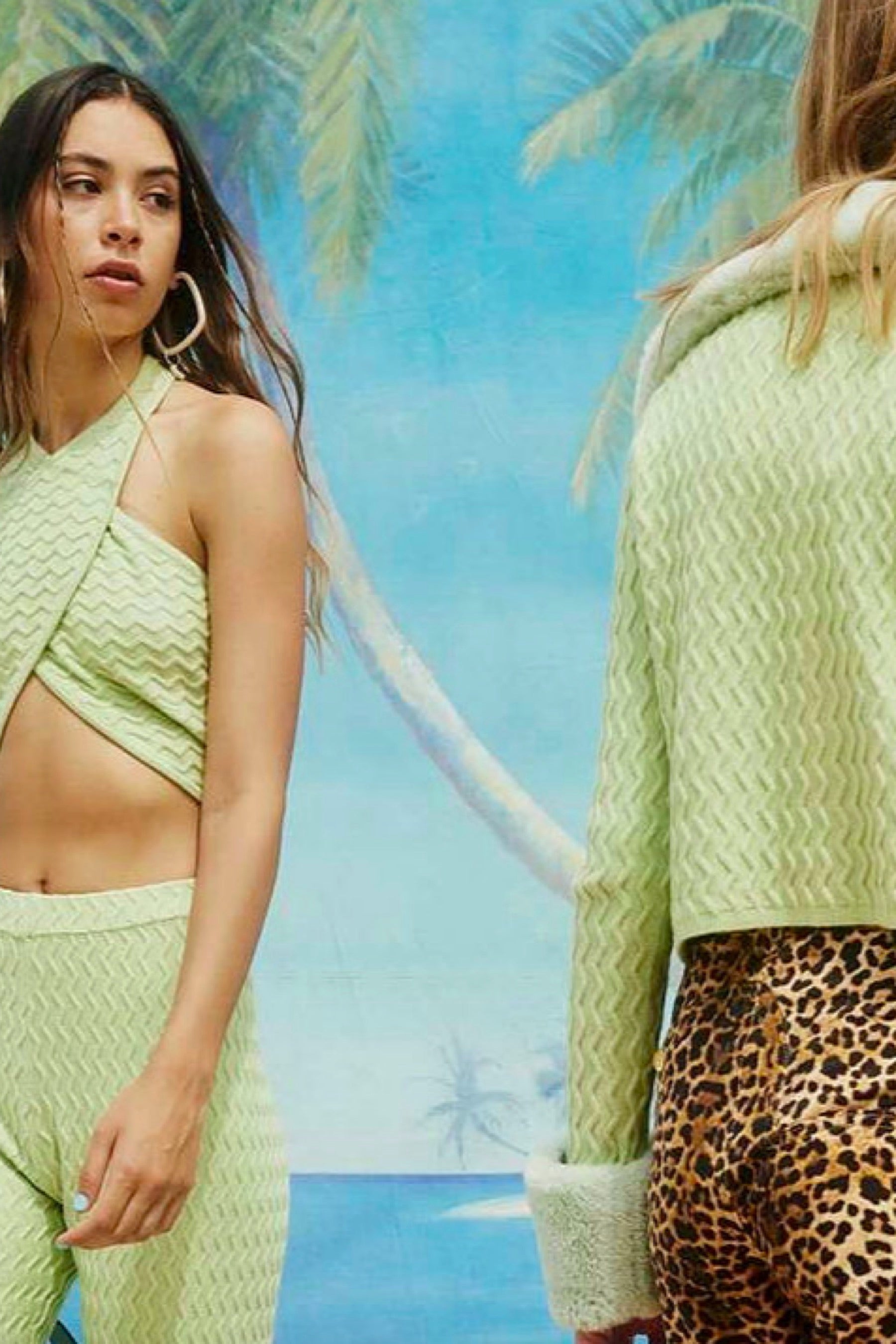 Sisi Grass Island Halter