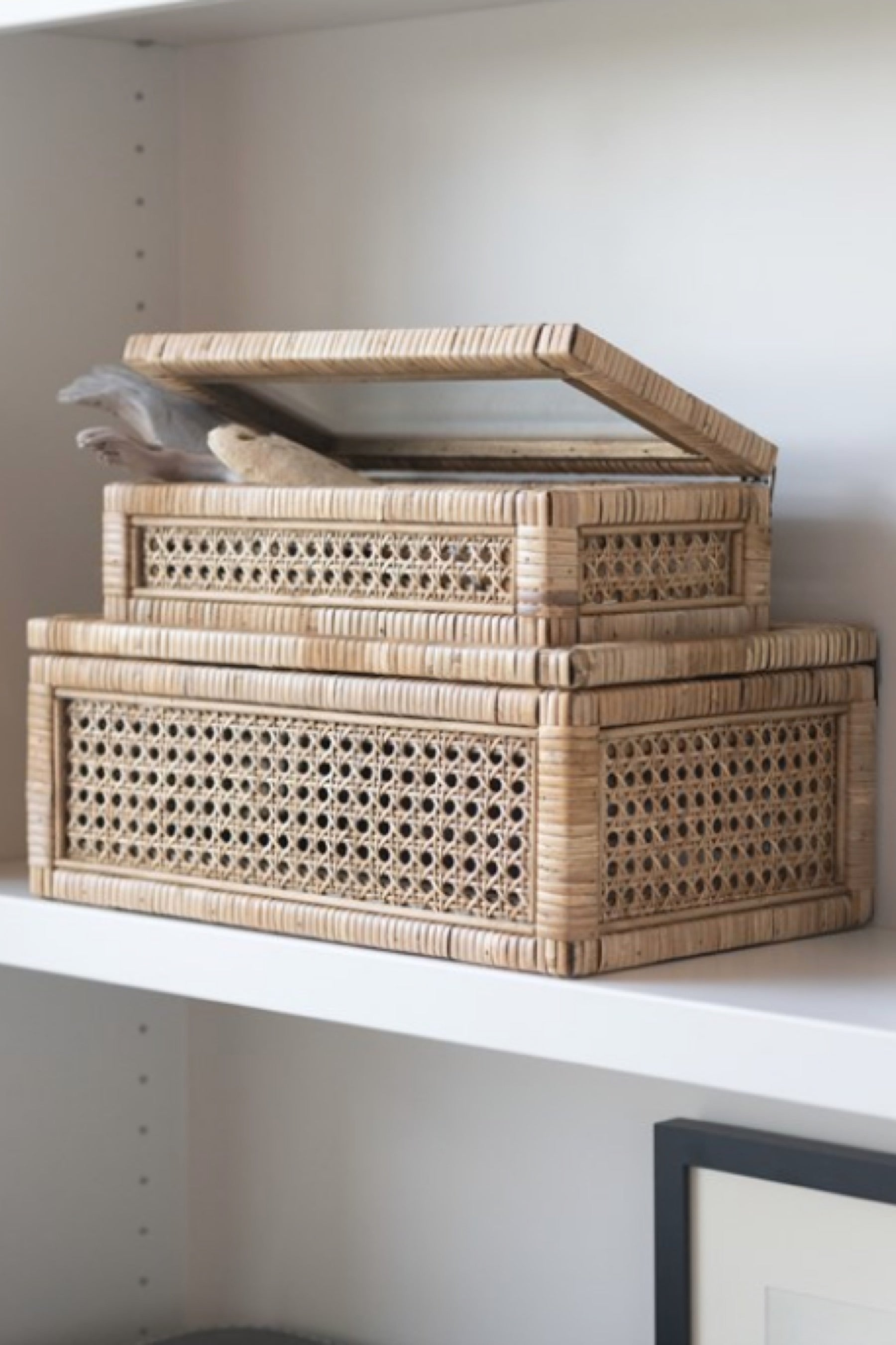 Rattan Lidded Box
