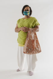 Painted Daisy Baggu