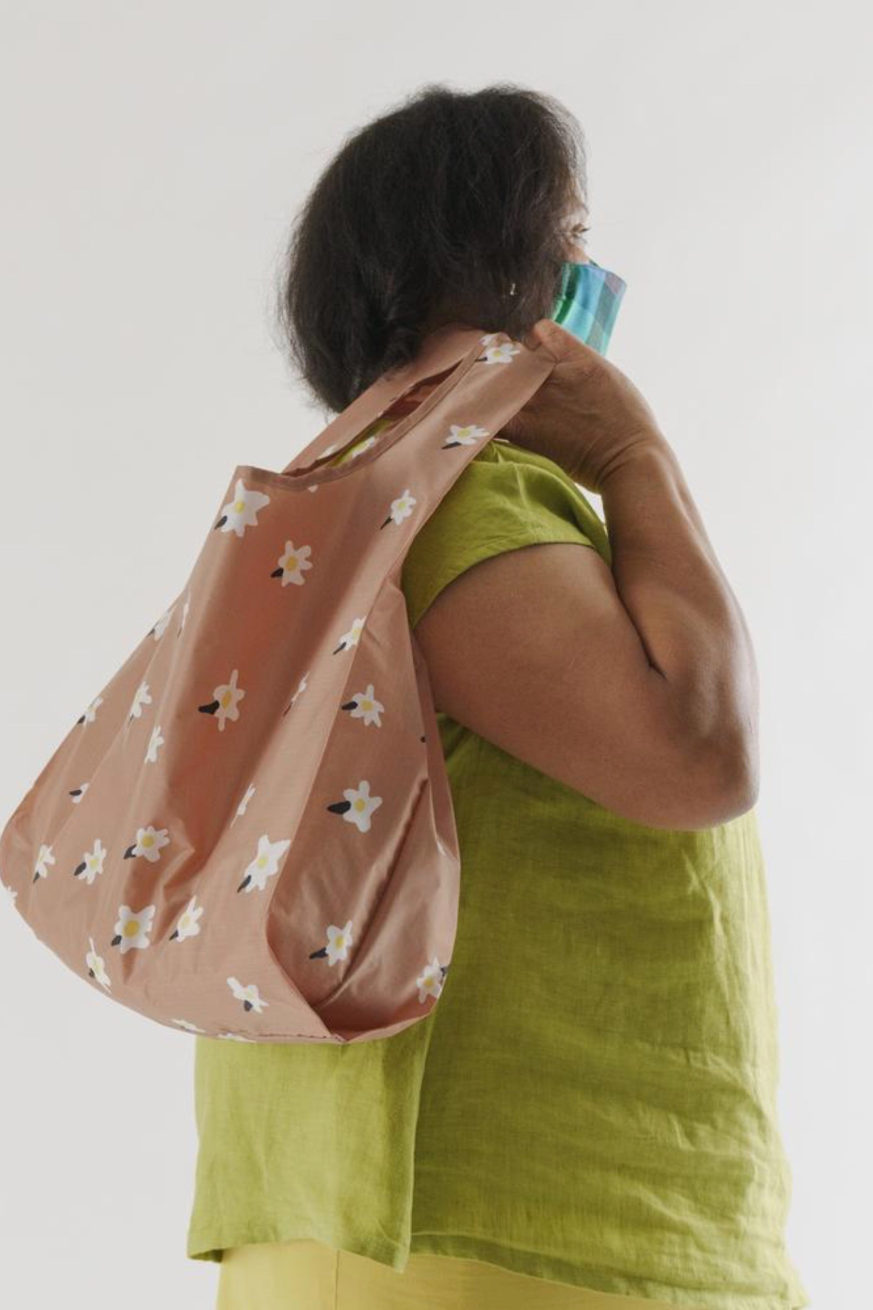 Painted Daisy Baggu