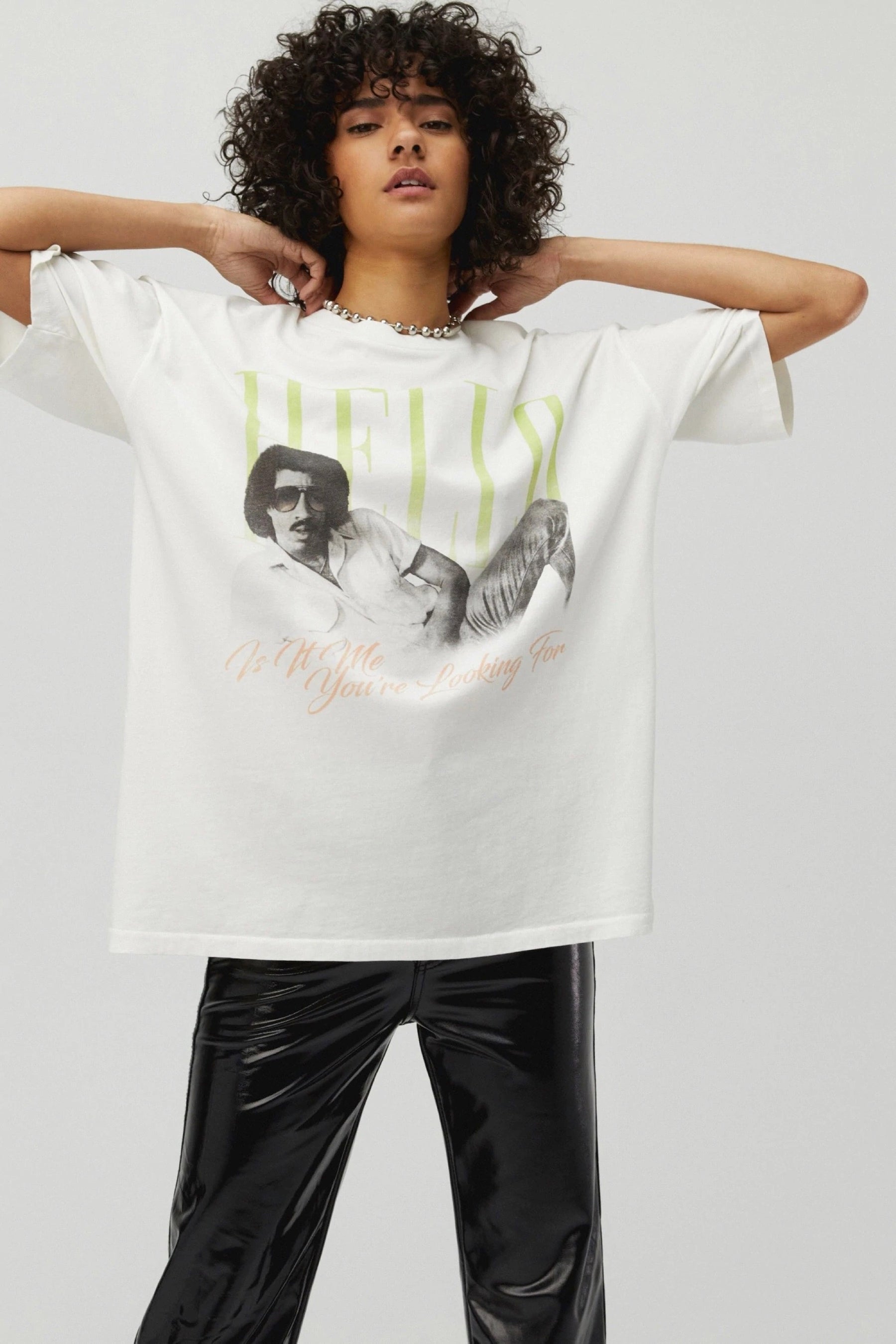 Vintage White Lionel Richie Hello Merch Tee