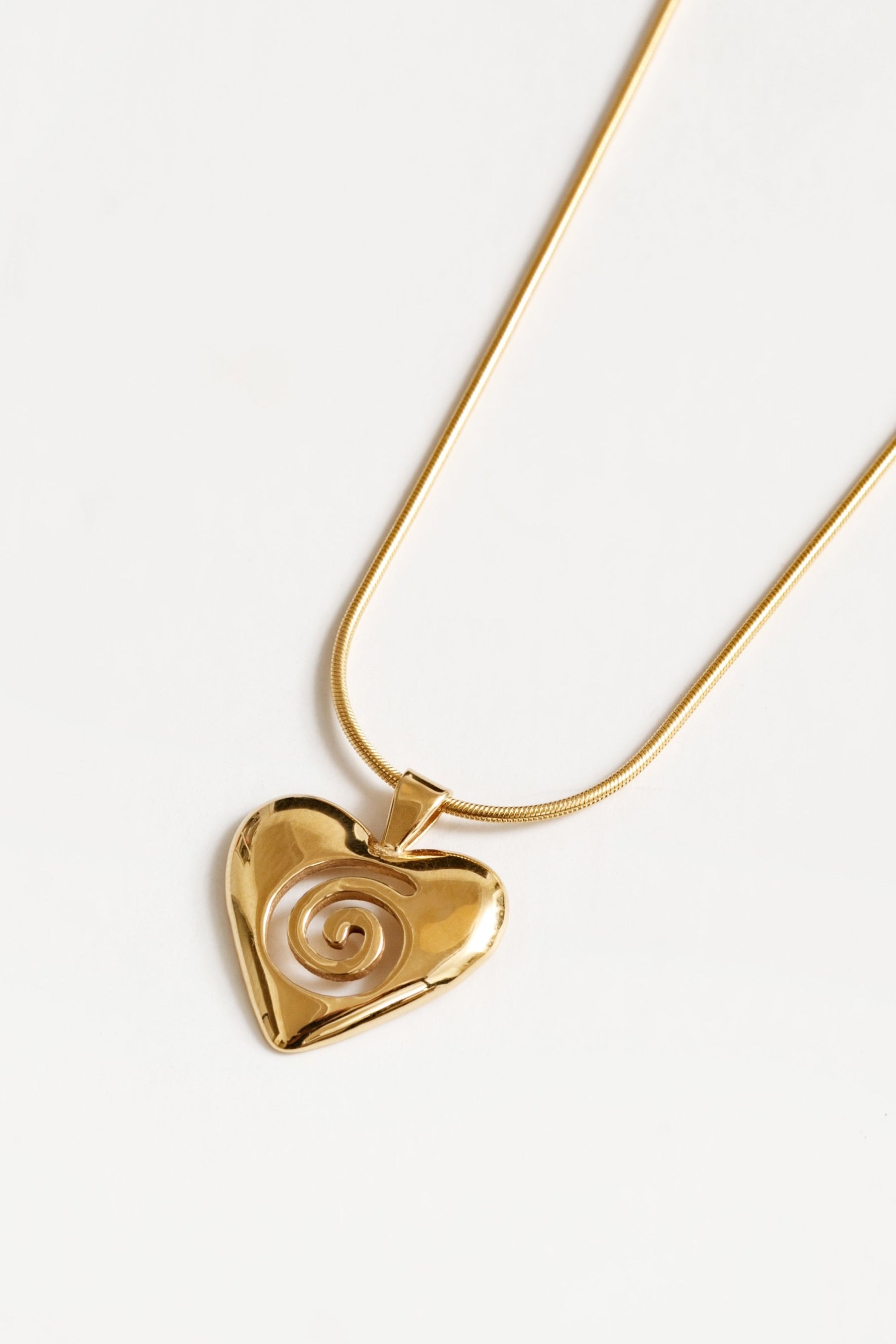 Gold Alma Necklace