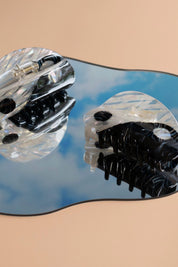 Large Iridescent Yin Yang Claw