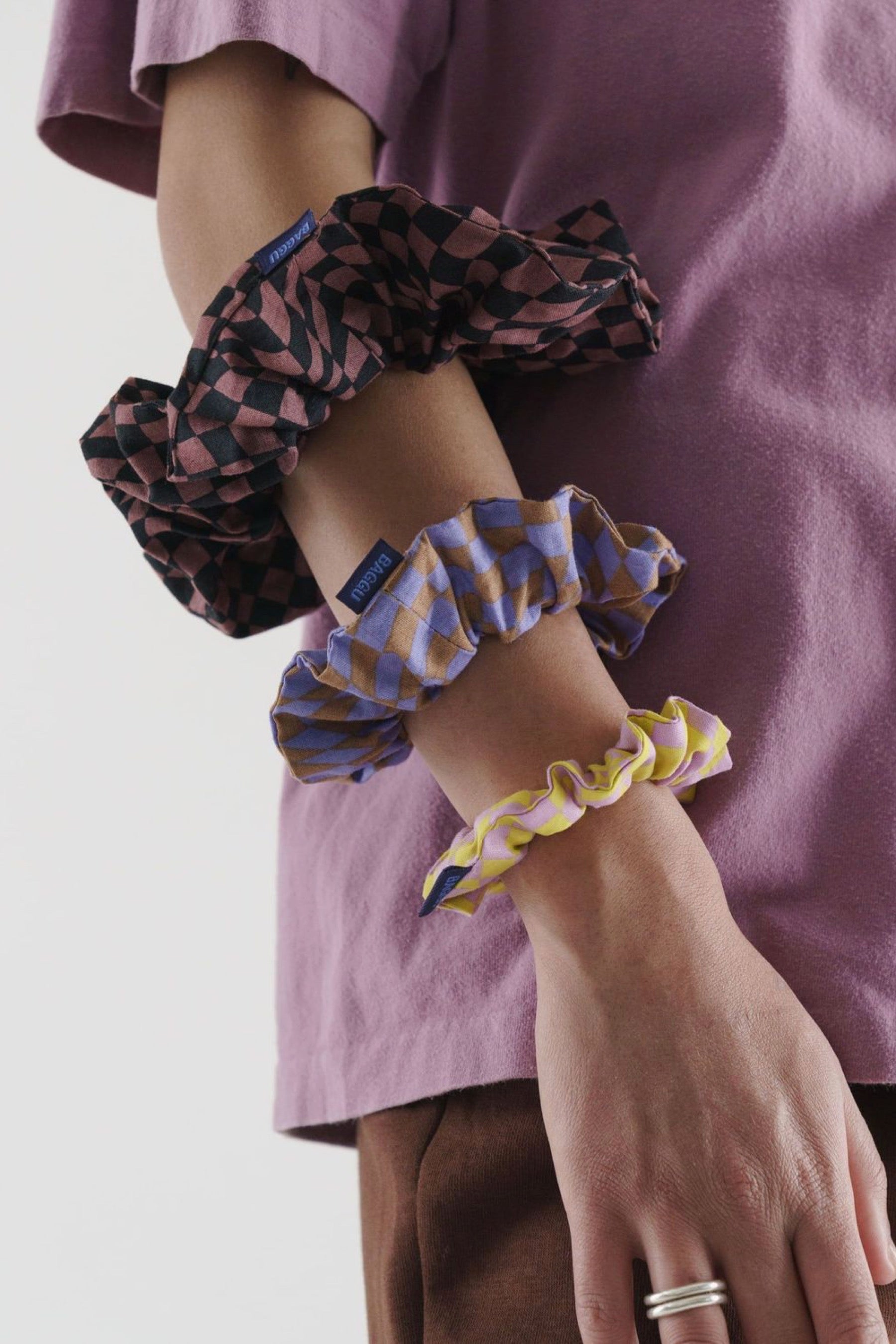 Trippy Checkers Scrunchie Set