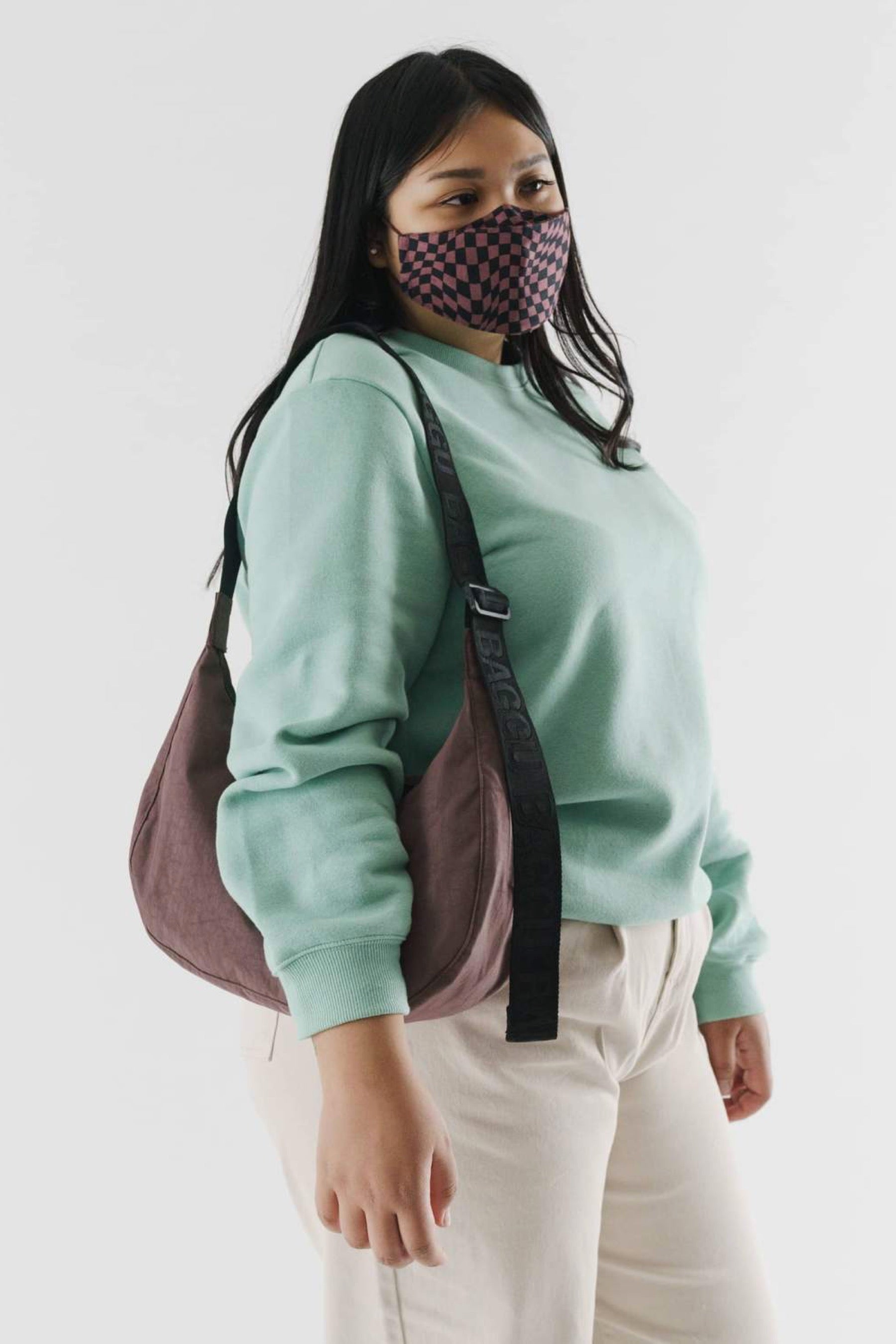 Peppercorn Medium Crescent Bag