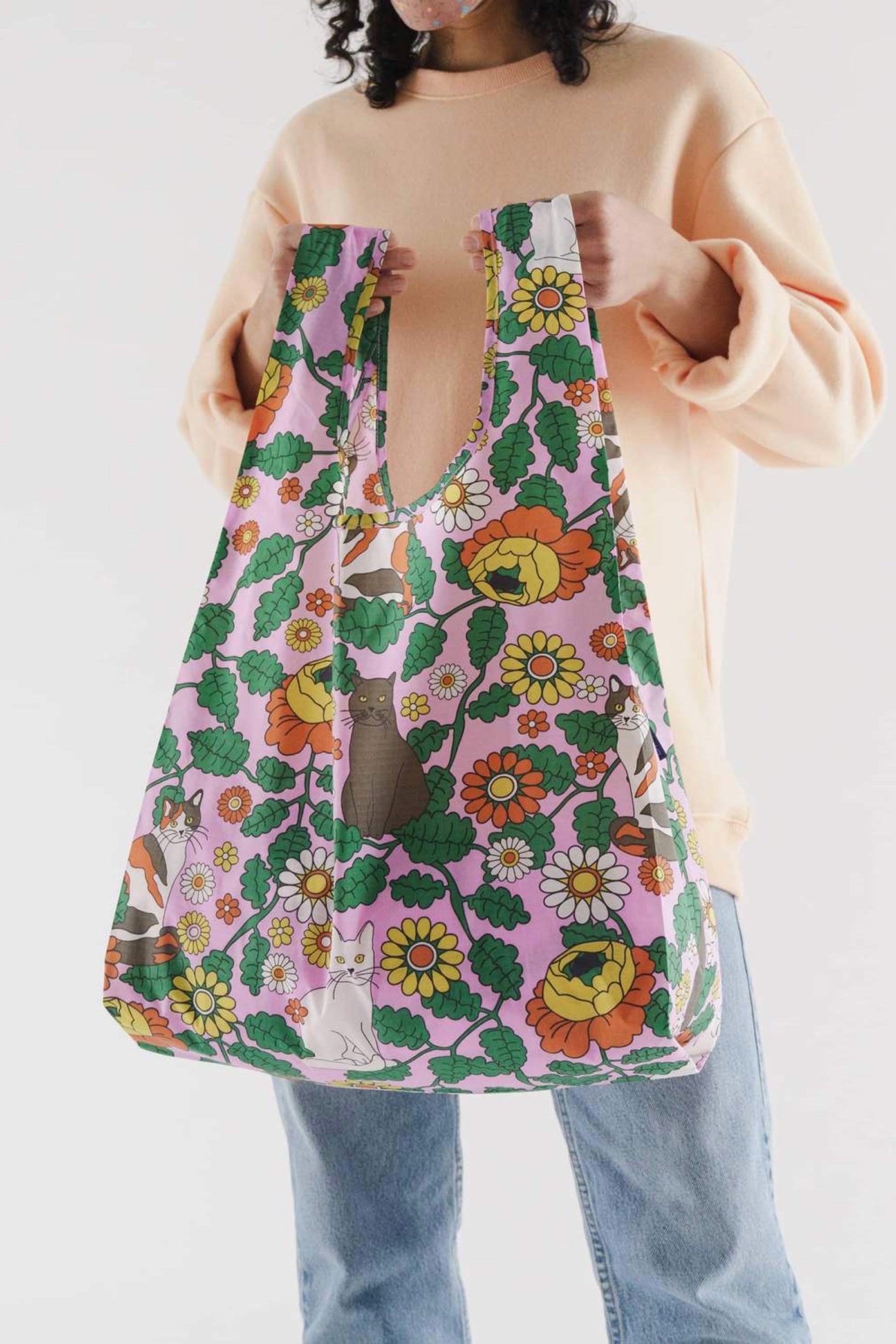 Daisy Cat Baggu