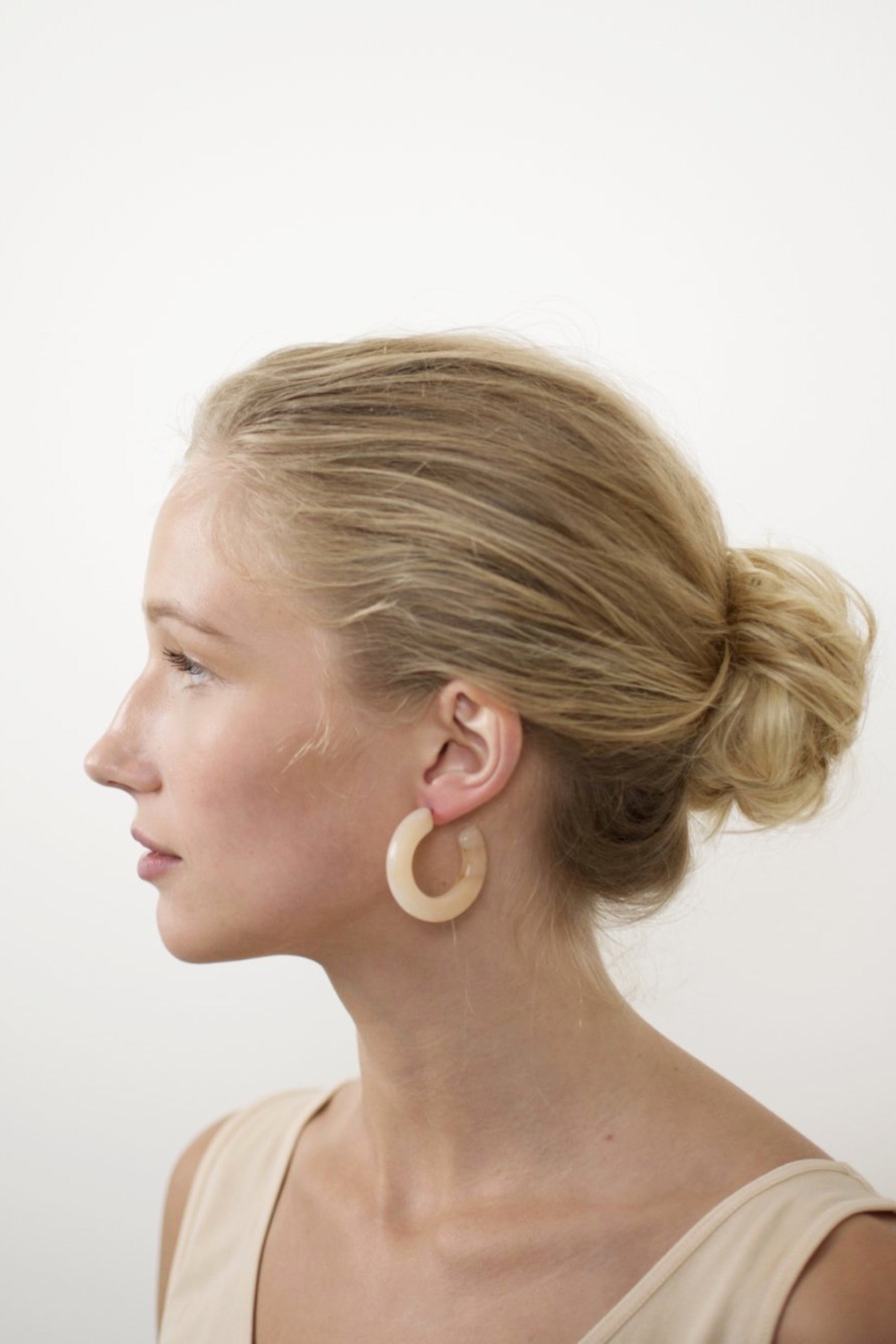 Alabaster Kate Hoops