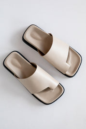 Stone Toe Ring Sandal