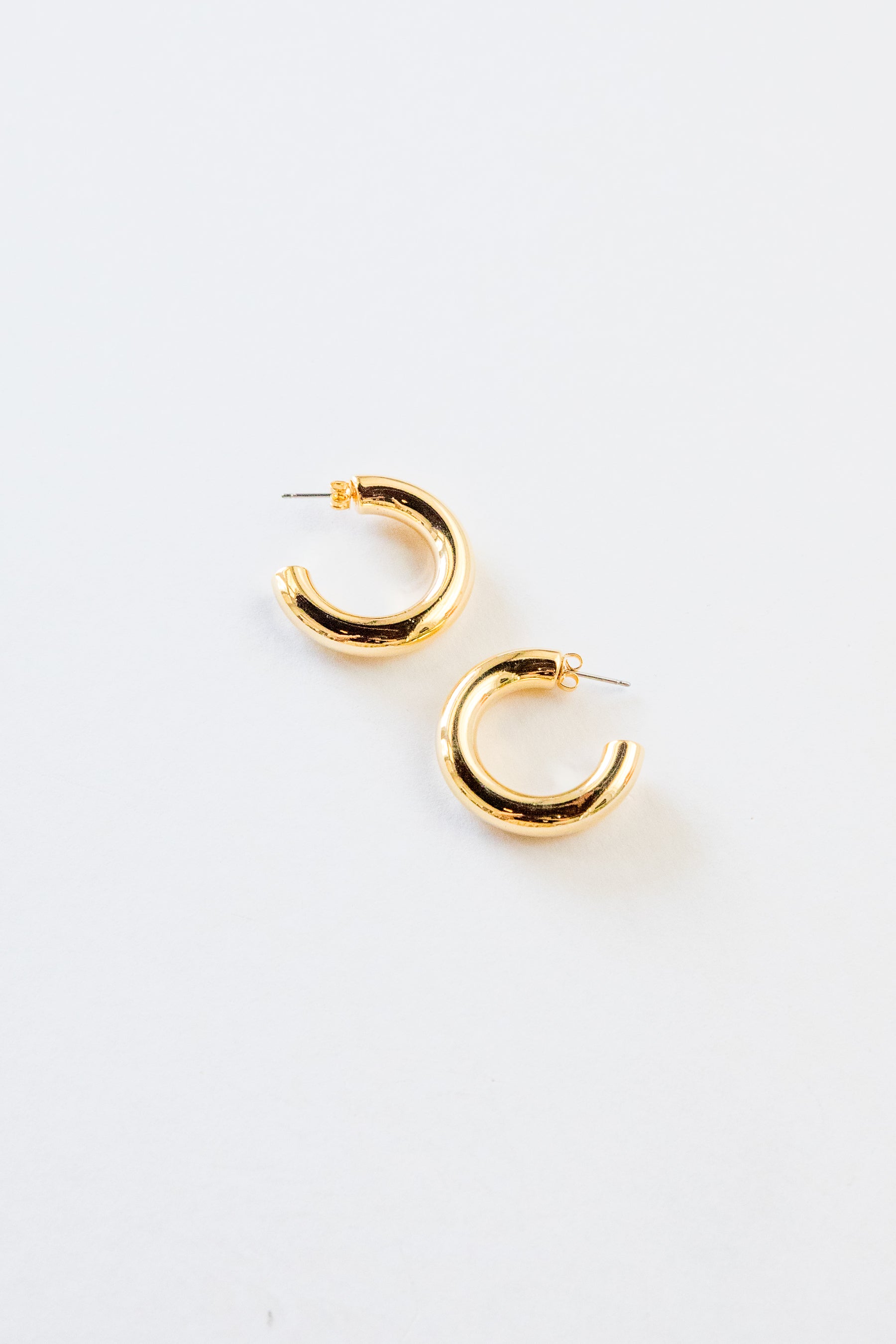 Gold Gloria Hoops