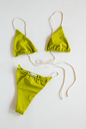 X Prism Pear String Set