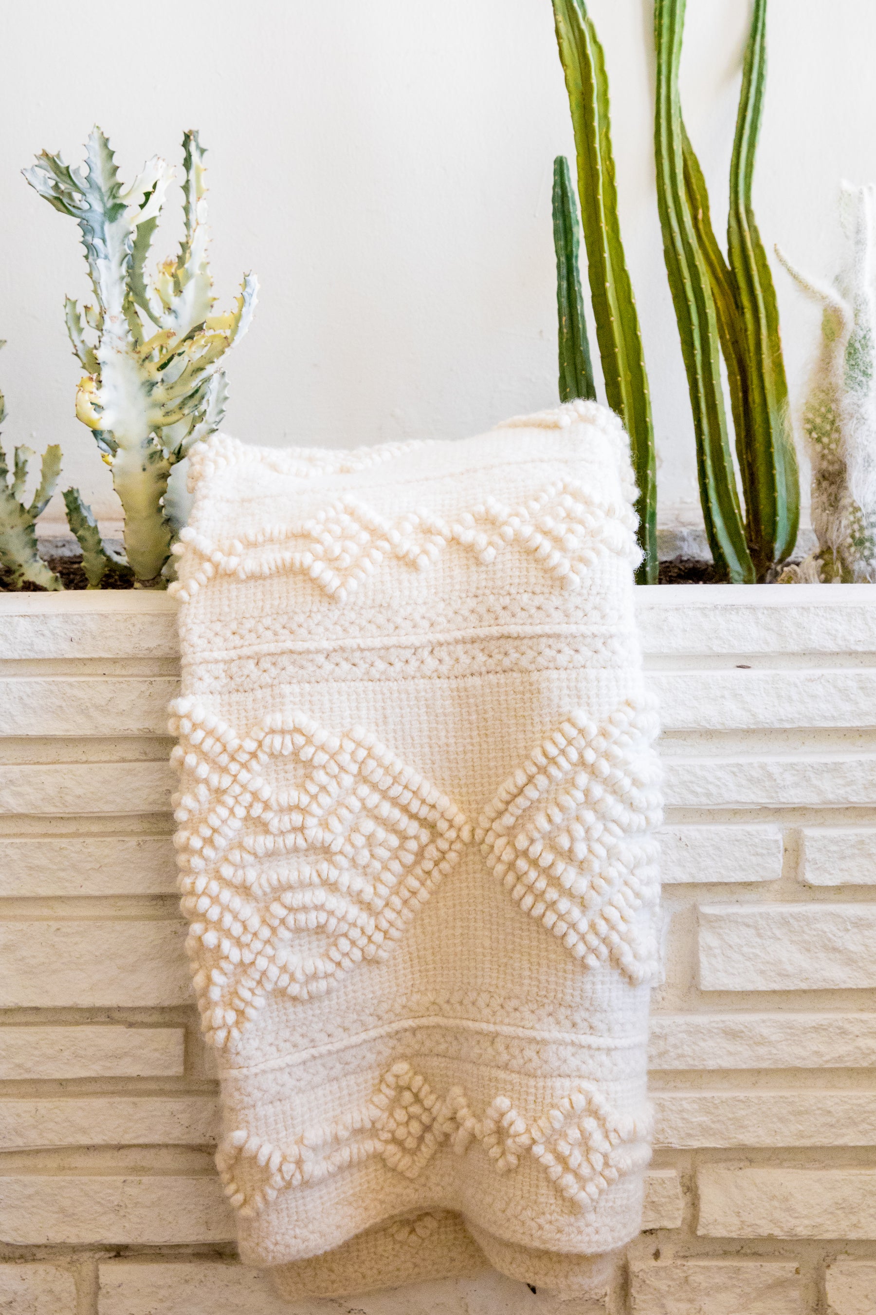 Vintage Creme Blanket